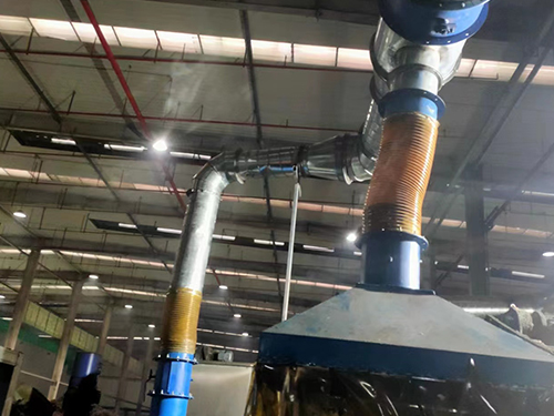 雙星輪胎廠通風(fēng)排煙除塵管道現(xiàn)場(chǎng)照片