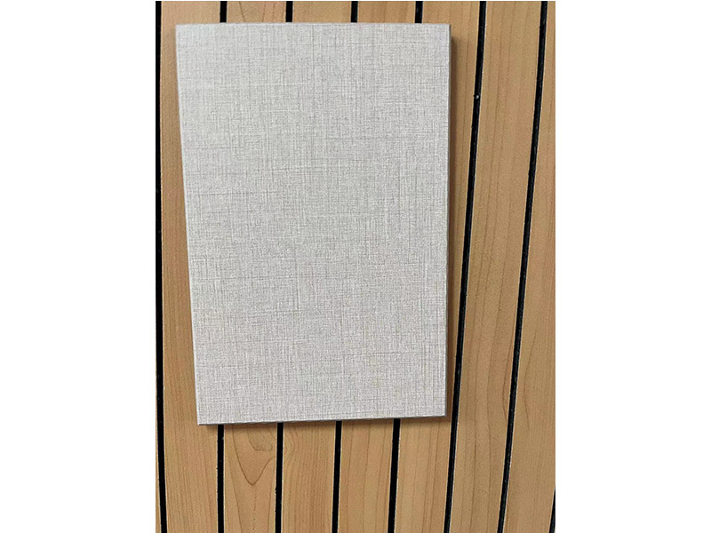 廢氣處理管道，環(huán)?；钚蕴课较湓O(shè)備制作安裝現(xiàn)場(chǎng)